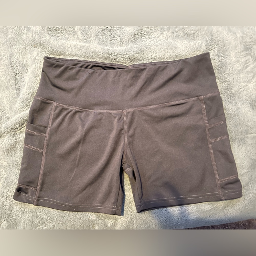 Starting point shorts